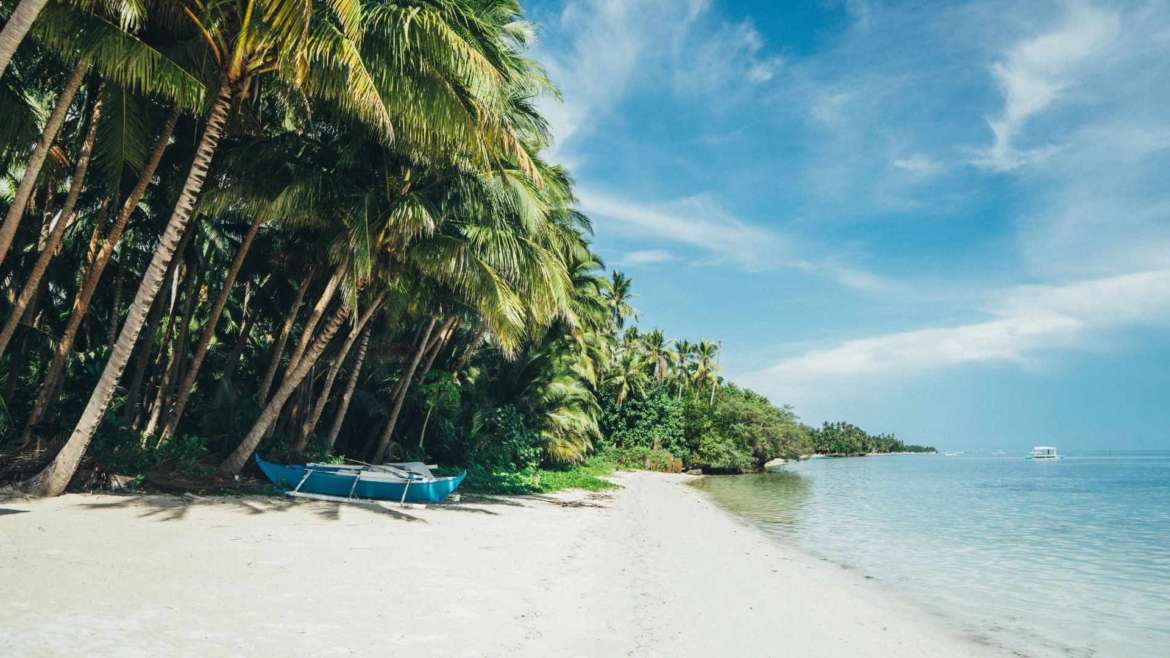 What to do in Siquijor- one of the beaches of San Juan