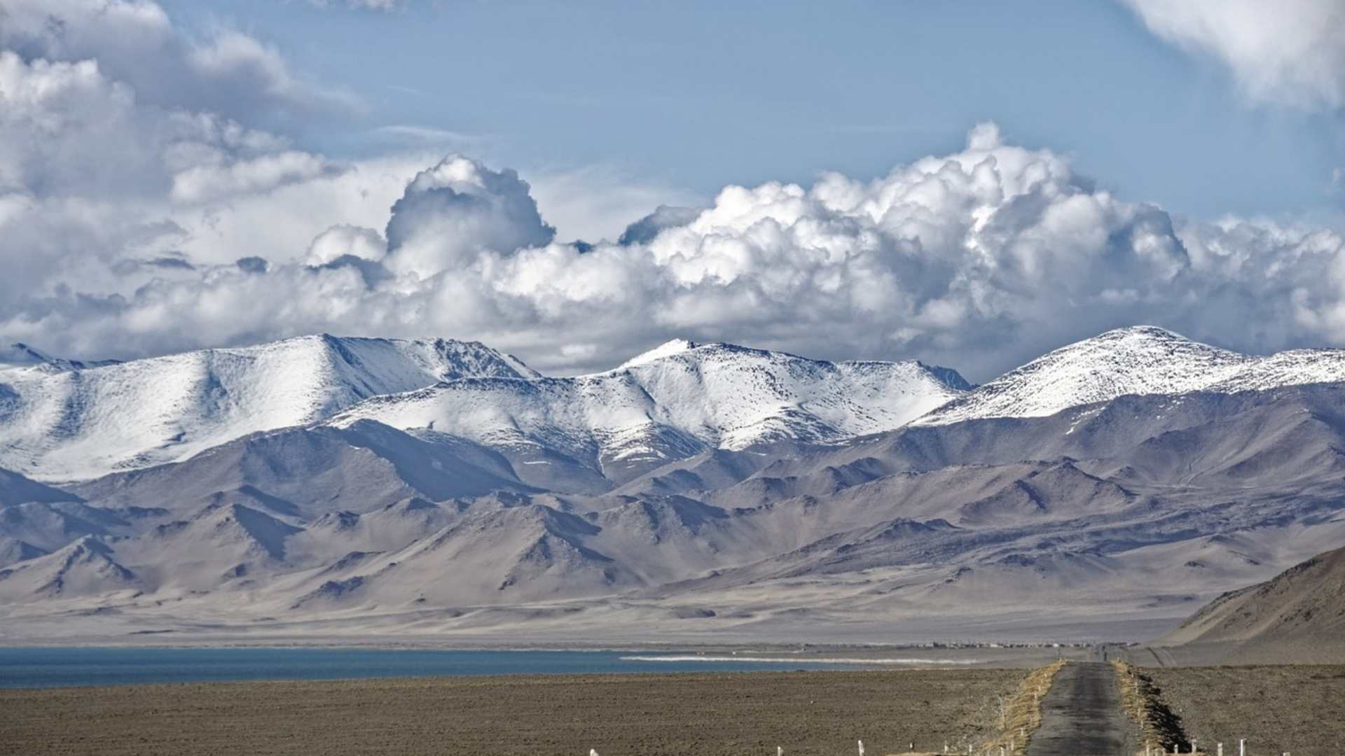 Lake Karakul and Pamir Highway