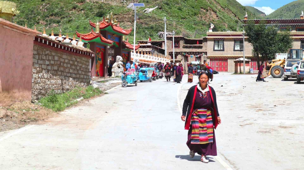 Tibetan woman in Eastern Tibet, China