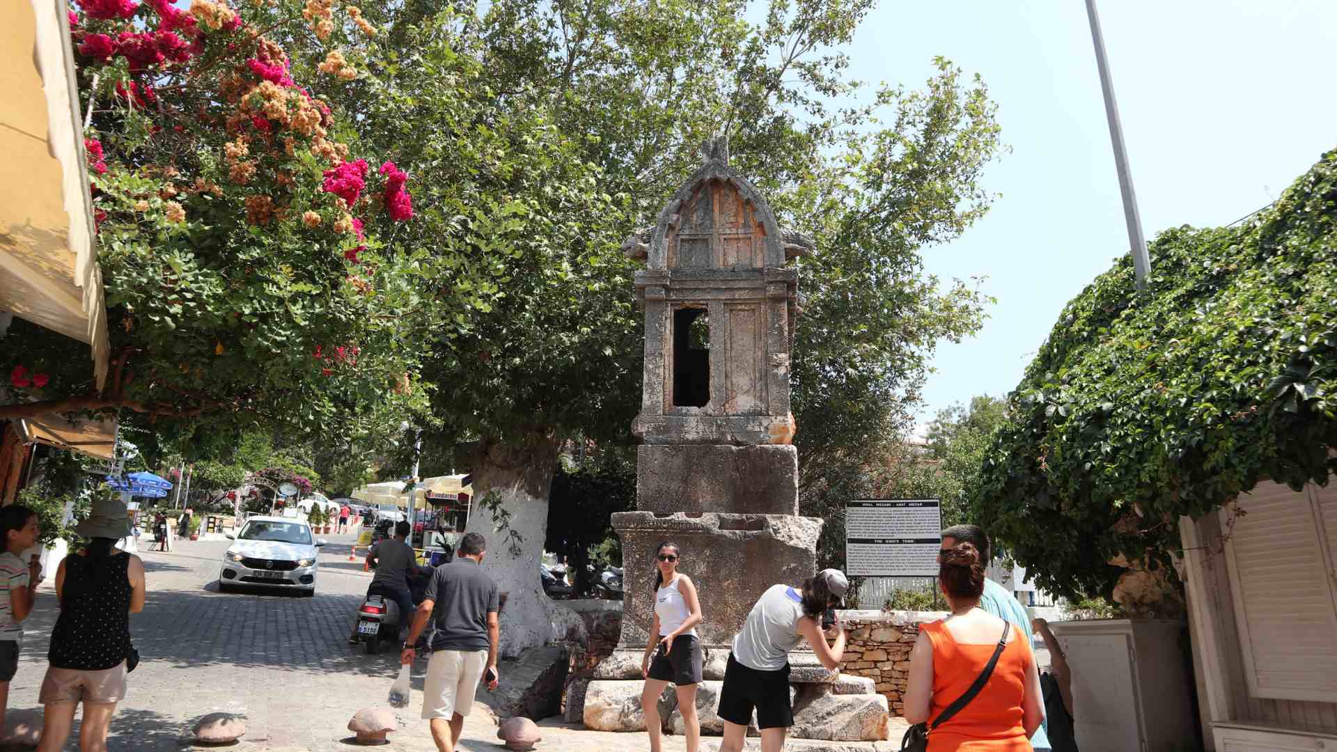 Another Lycian tomb in the middle of the old town