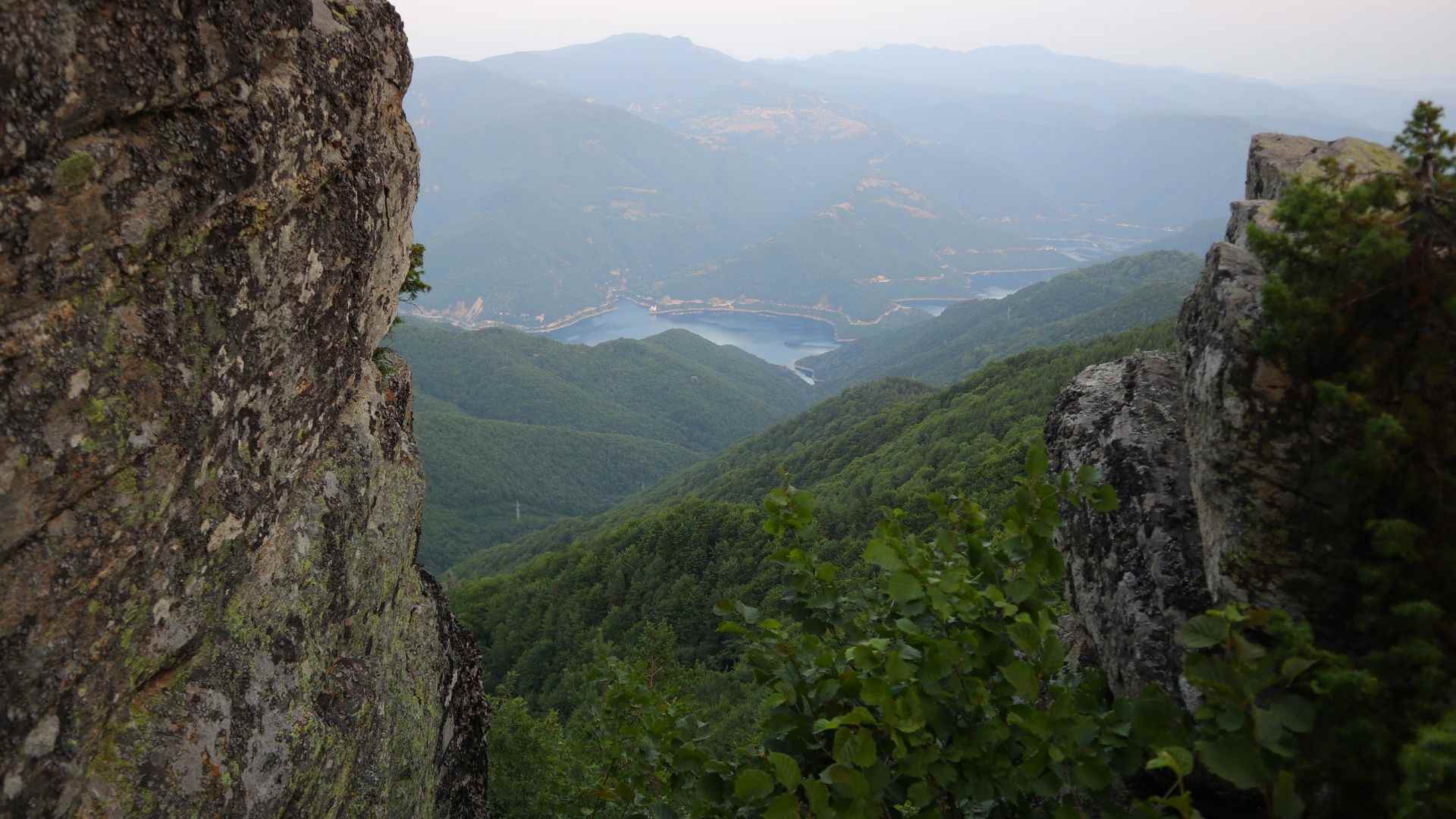 View from Bekovi Skali to Vacha River Valley