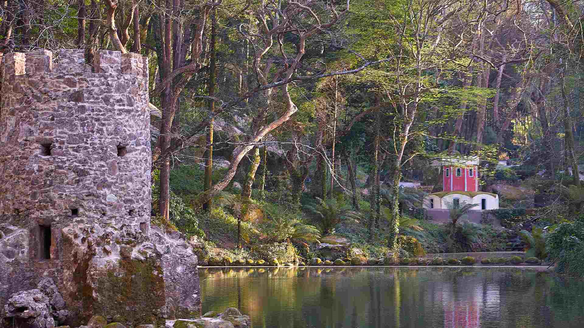 A minor point of interest, somewhere in the Sintra Mountains