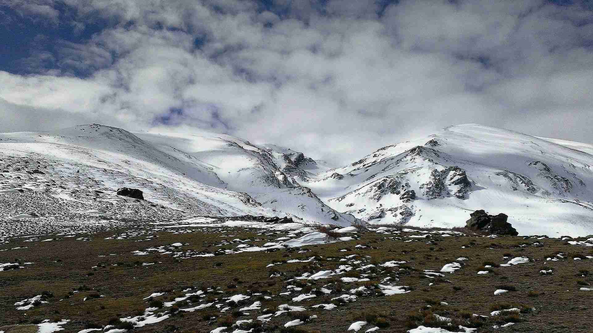 A landscape of Sierra Nevada