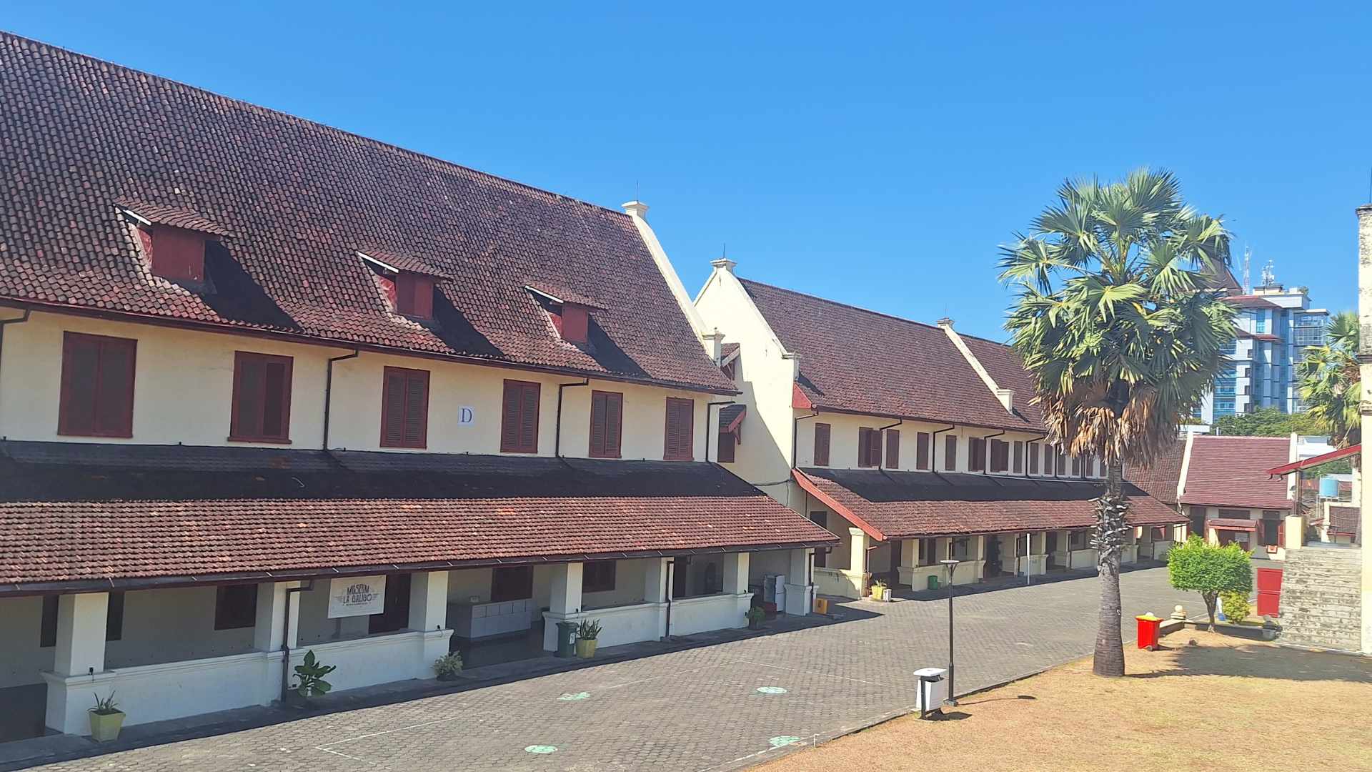 In Fort Rotterdam, Makassar