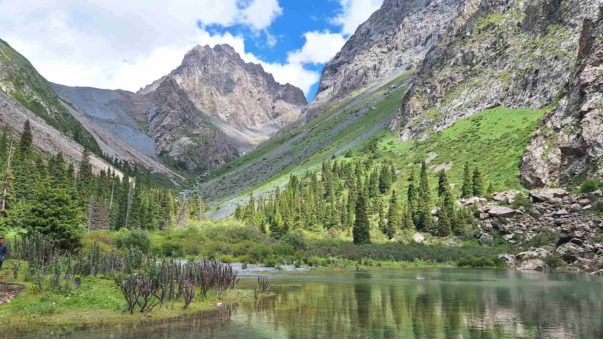 Lake Sirota with drinkable water