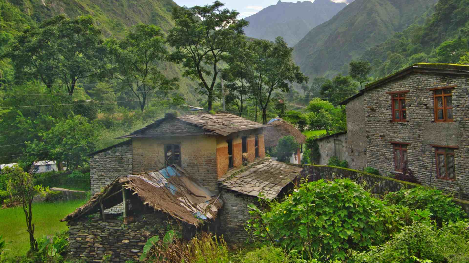 The vilage of Tatopani