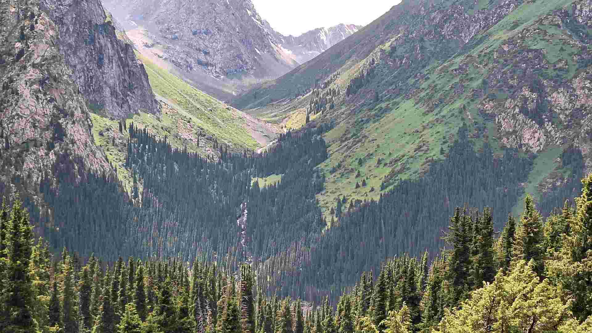 Aitor Valley above the main Karakol Valley