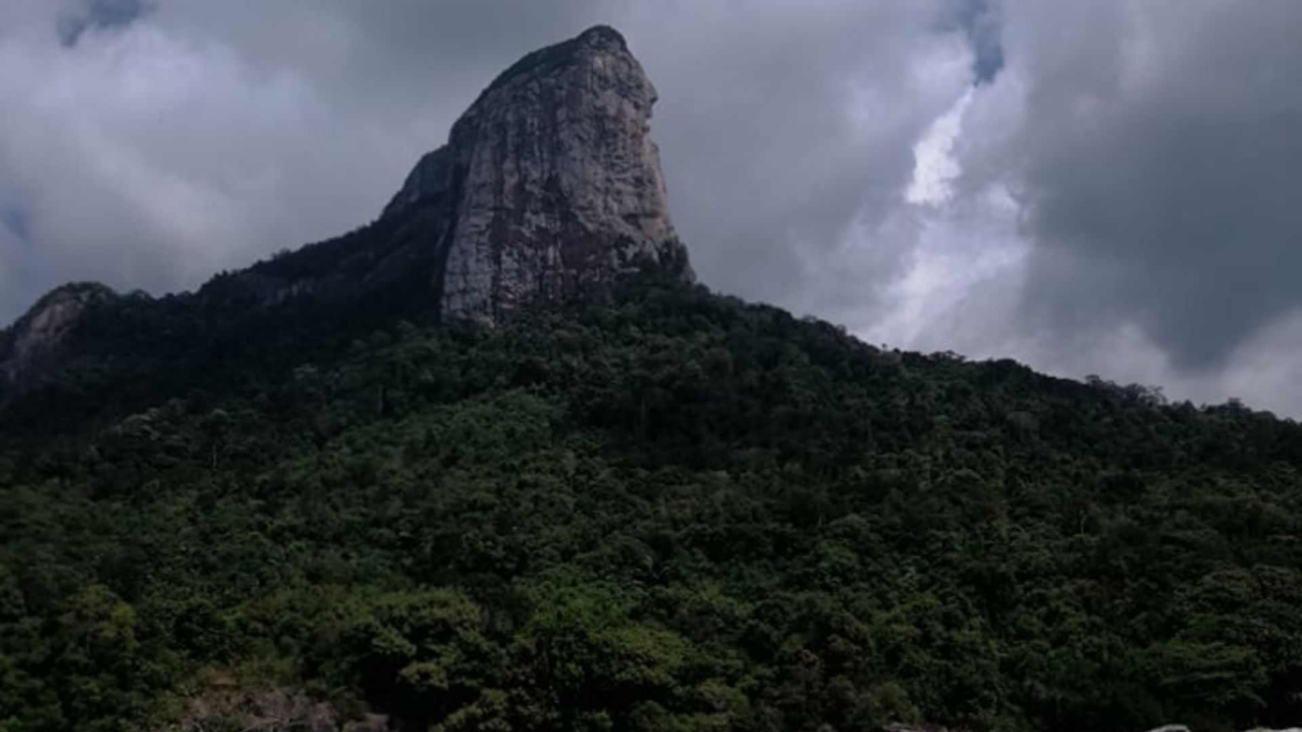 One of the Twin Peaks (Dragon's Horns)