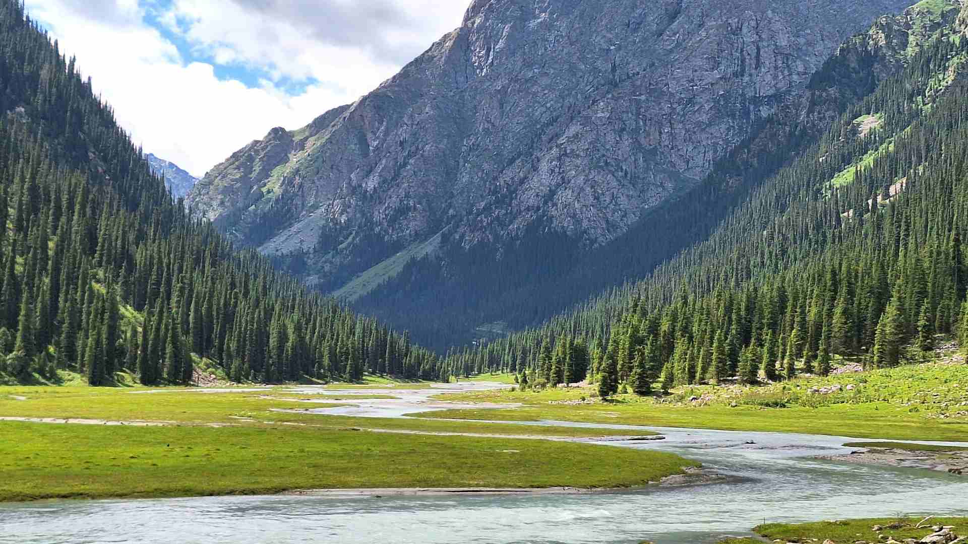 The most beautiful place in the Karakol Valley along the Ala-Kul trail