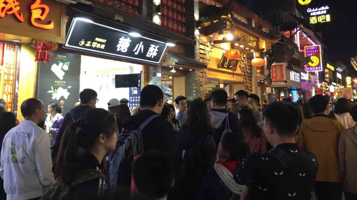 Explore South China! Night street in Yangshuo, Guangxi