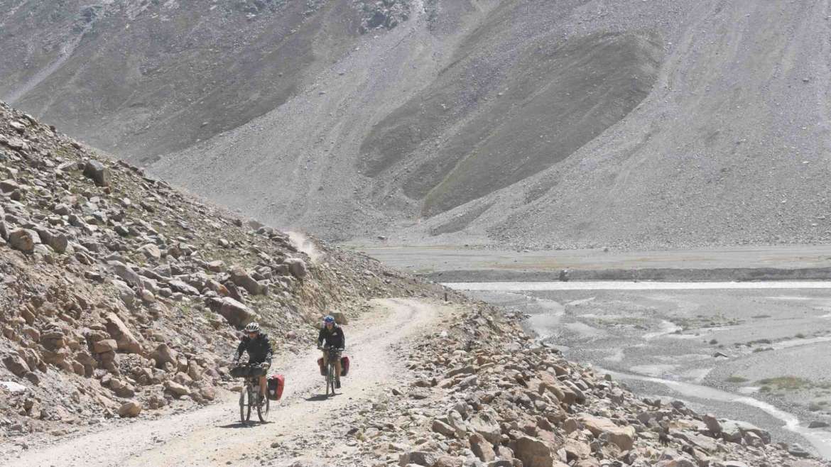 Transportation in China- Bicycle long distance journey