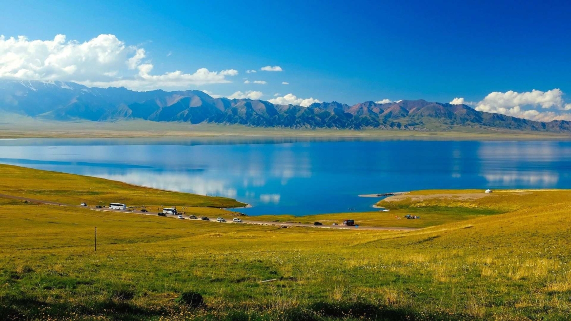 Xinjiang travel- Sayram Lake